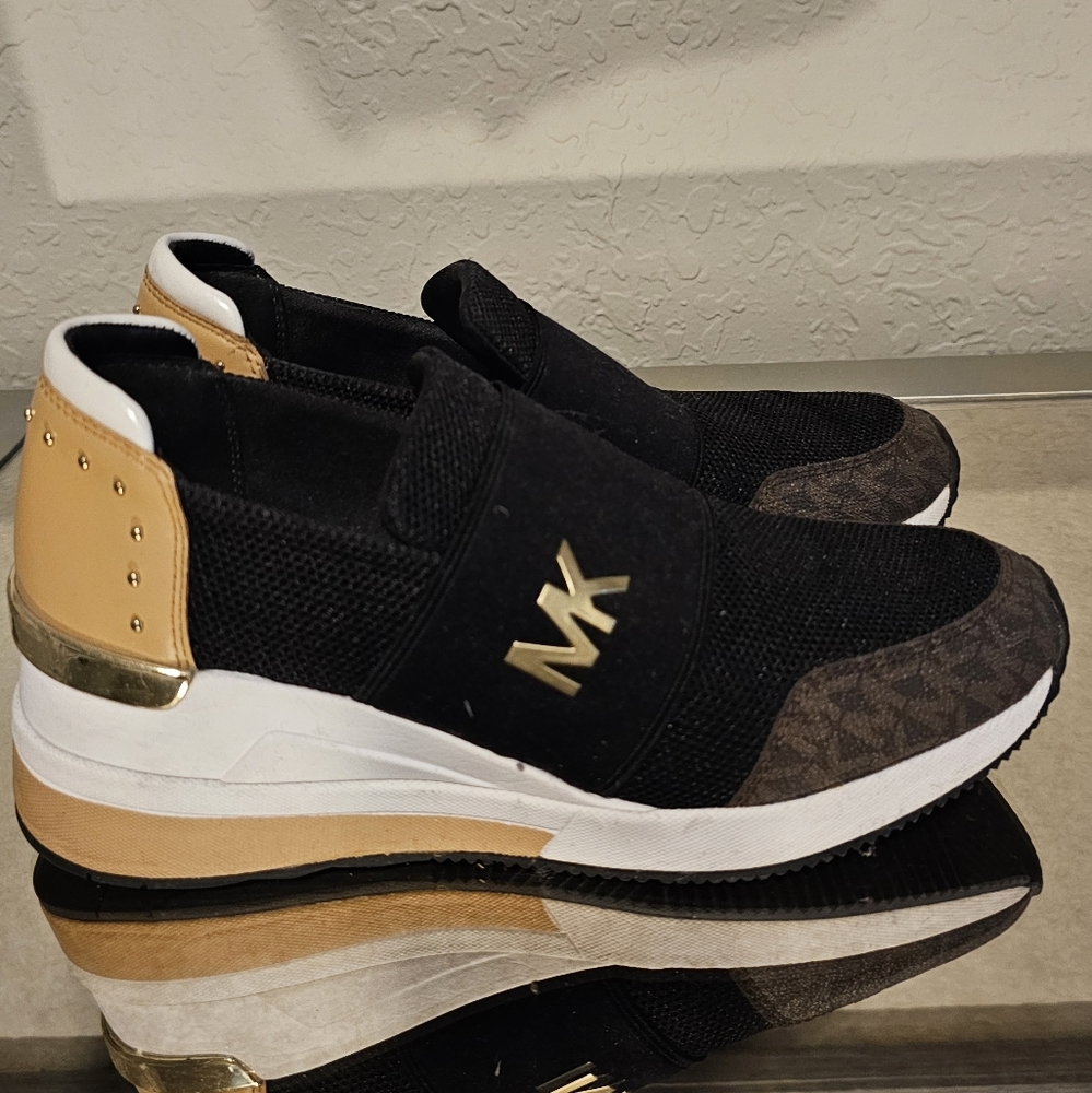 Michael Kors Black and Gold women's Sneakers 8